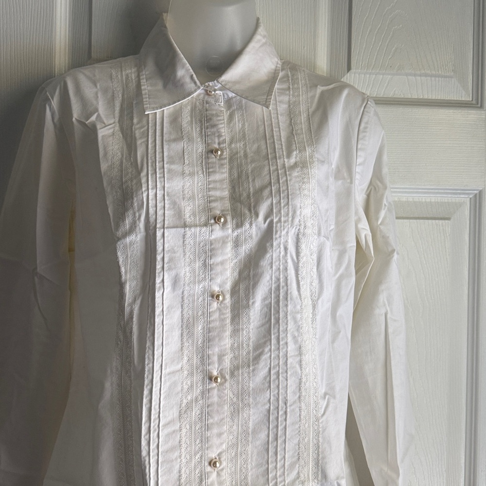 New York & Co. Pleated Front Stretch Shirt ~ M
